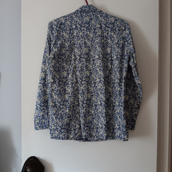 Beautiful LIBERTY OF LONDON Cotton Wiltshire Berry Blue Floral Print Blouse S - Picture 2 of 3